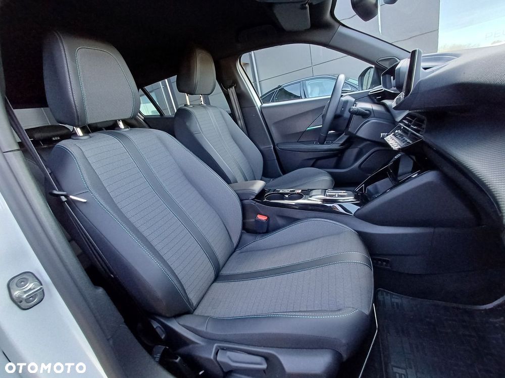 Peugeot 2008 e-2008 Allure Pack - 15