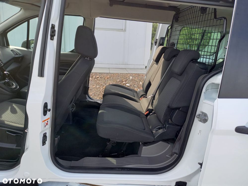 Ford Transit Connect - 10
