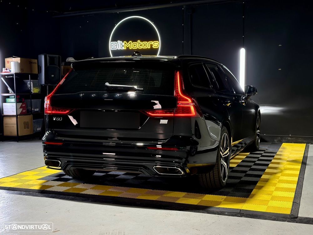 Volvo V60 2.0 T6 AWD TE R-Design - 16