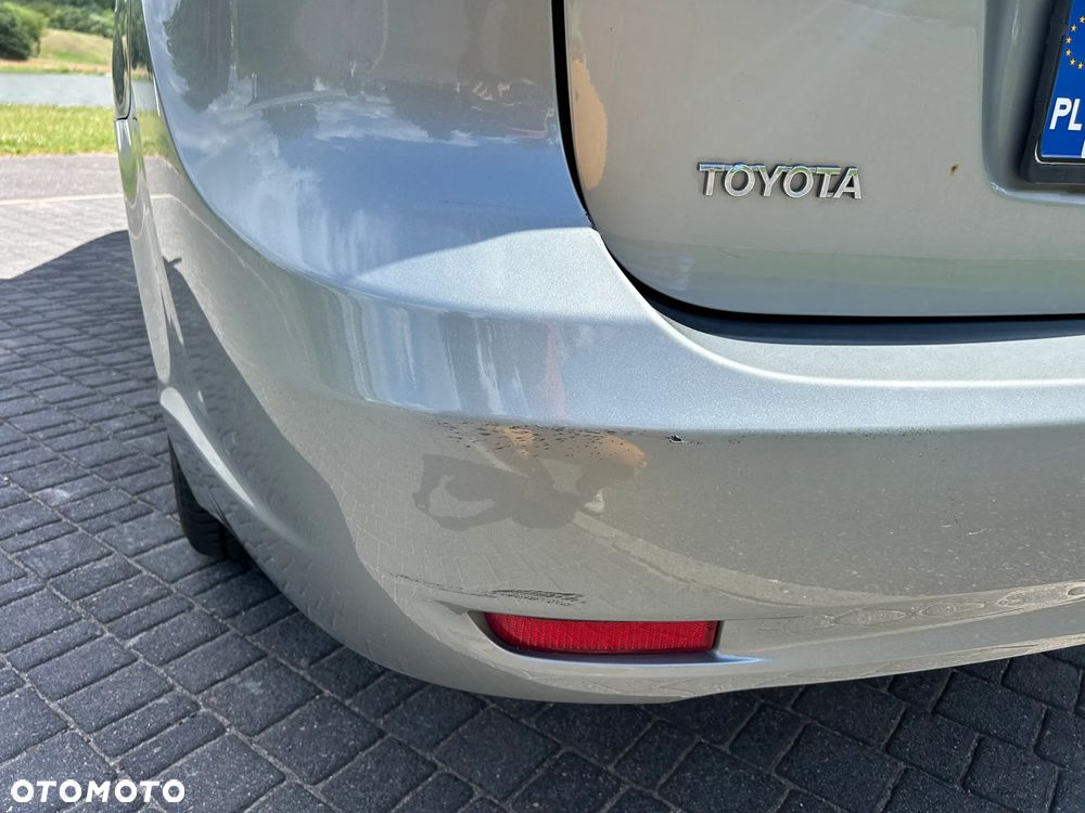 Toyota Avensis 2.0 D-4D Edition (2014) - 7