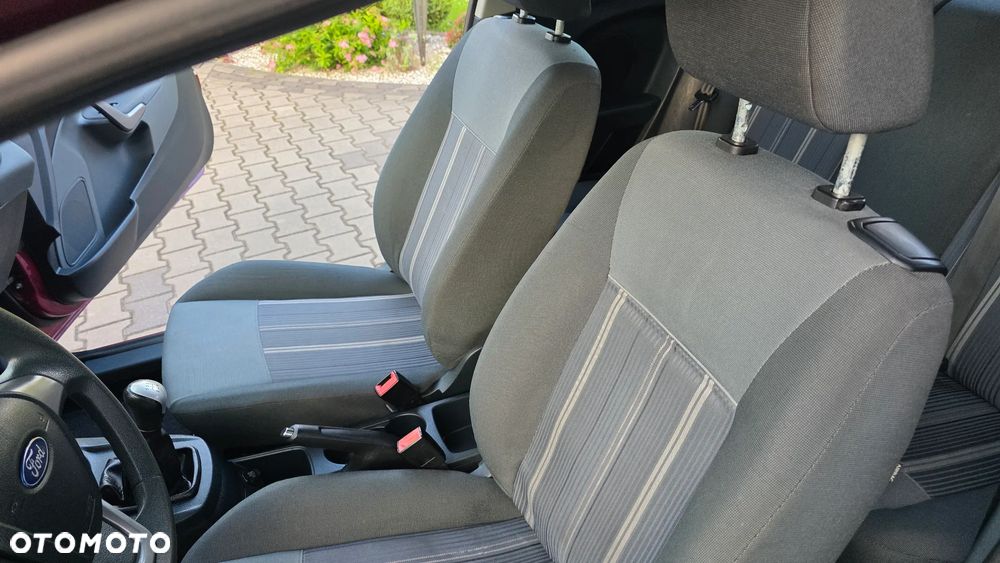 Ford Fiesta 1.25 Celebration - 16