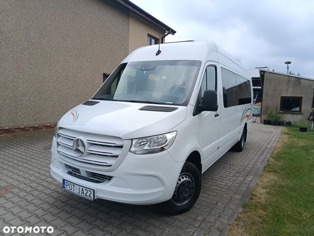 Mercedes-Benz Sprinter - 9