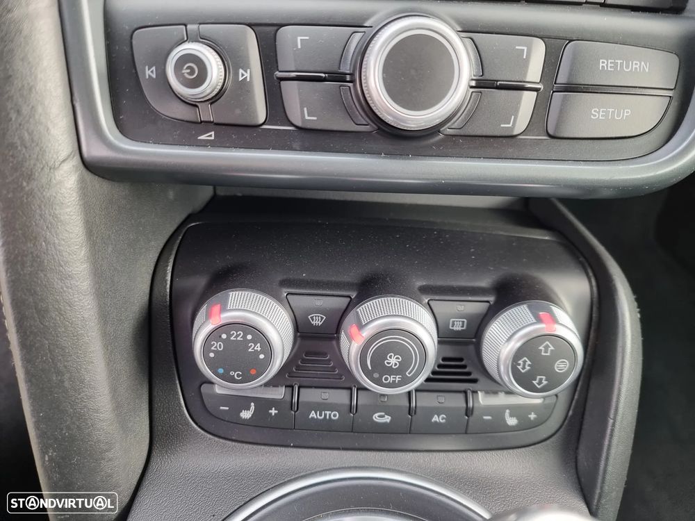 Audi R8 Coupé 4.2 FSI quattro R tronic - 17