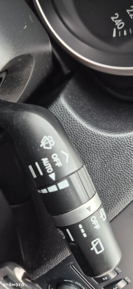 Mazda 3 1.6 16V Exclusive - 28