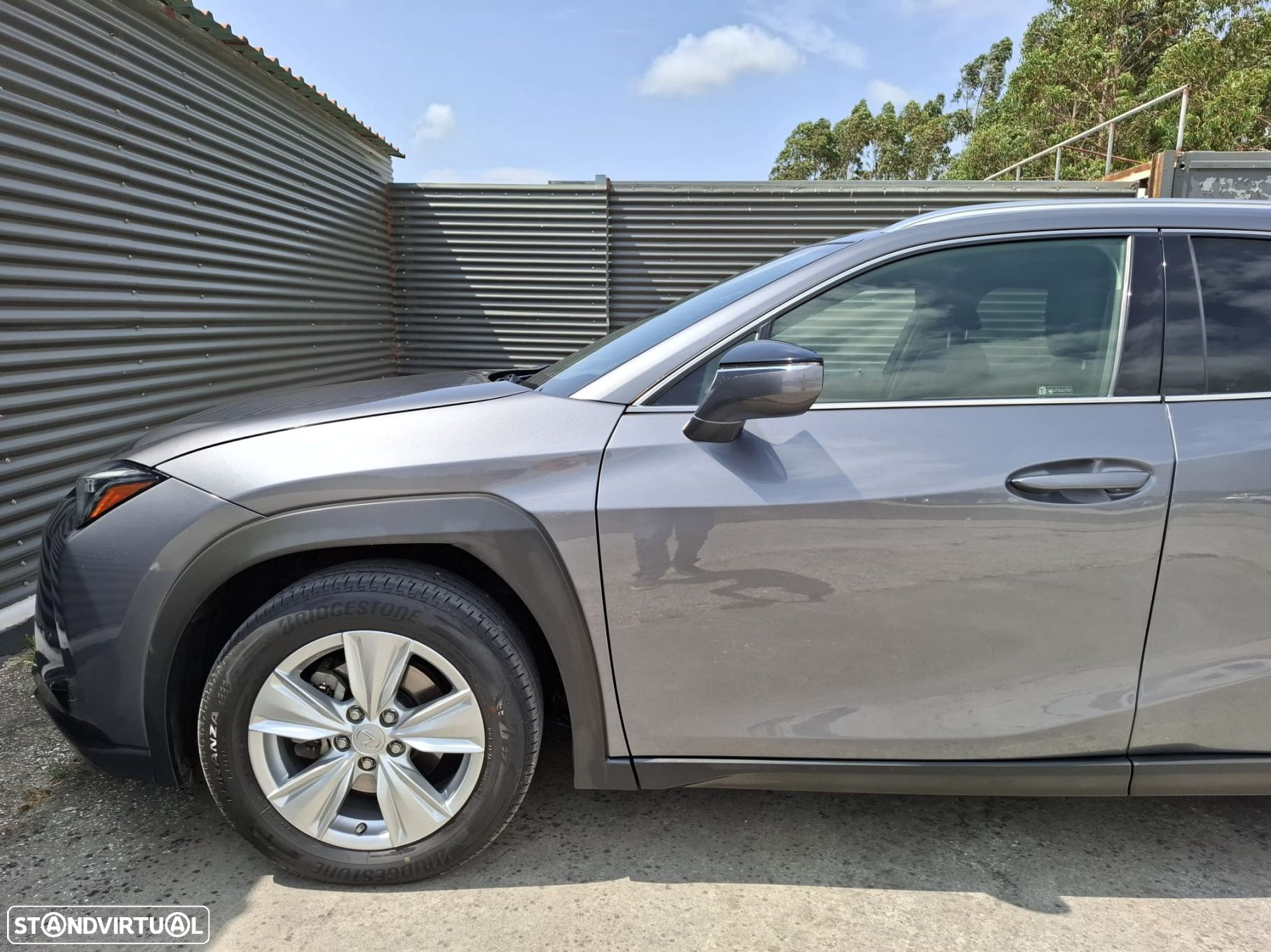 Lexus UX 250h Executive - 11