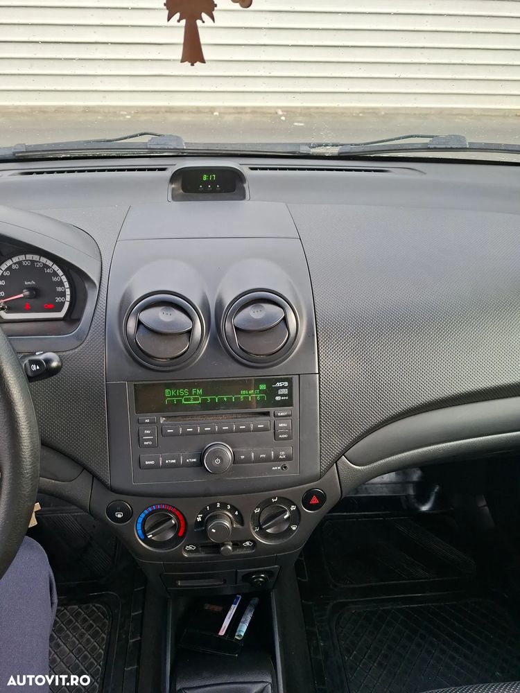 Chevrolet Aveo 1.2i BASE 52 - 8