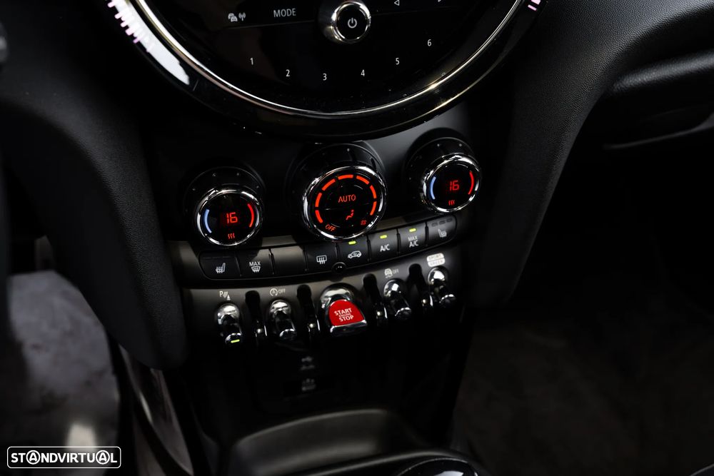 MINI 3 Portas John Cooper Works Plus Auto Desportiva - 24