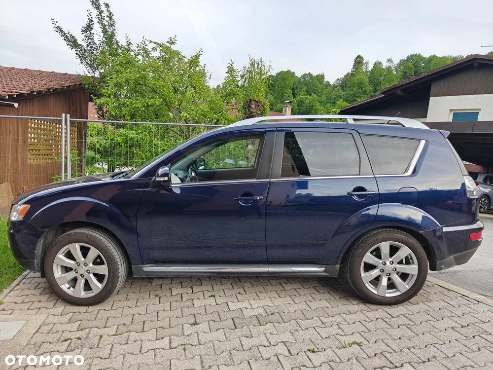 Mitsubishi Outlander 2.0 DID Intense + - 1