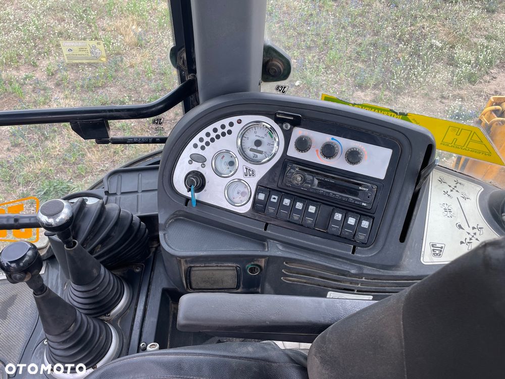 JCB 3CX Contractor - 14