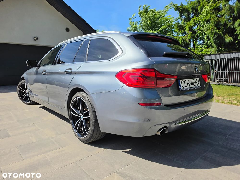 BMW Seria 5 525d Luxury Line sport - 7