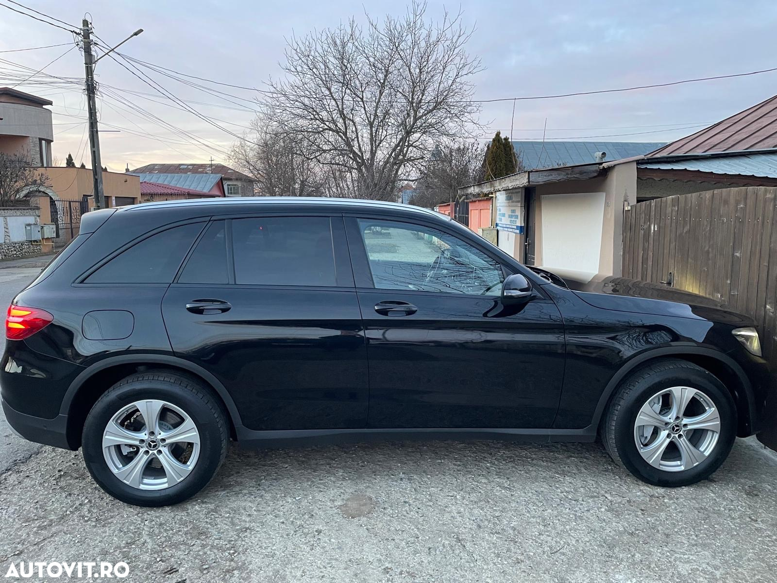 Mercedes-Benz GLC 220 d 4Matic 9G-TRONIC - 4