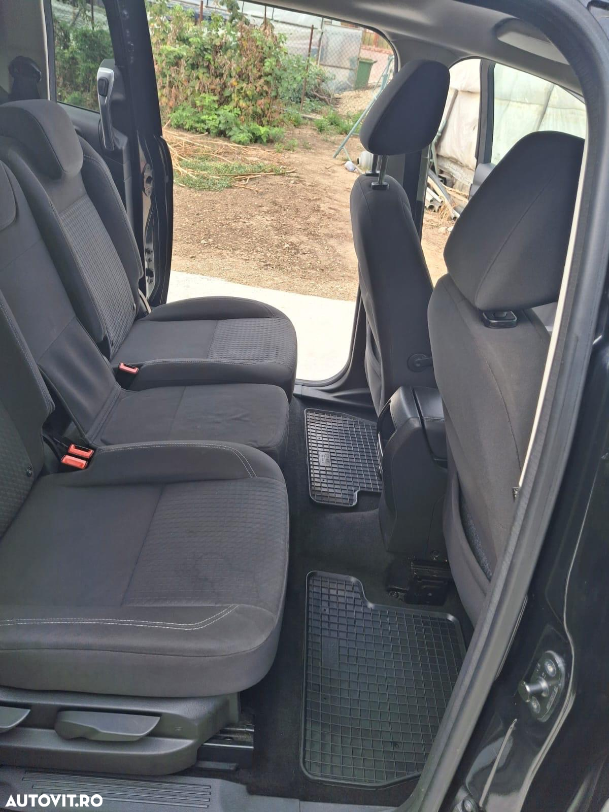 Ford Grand C-Max 1.0 Ecoboost Start Stop Titanium - 4