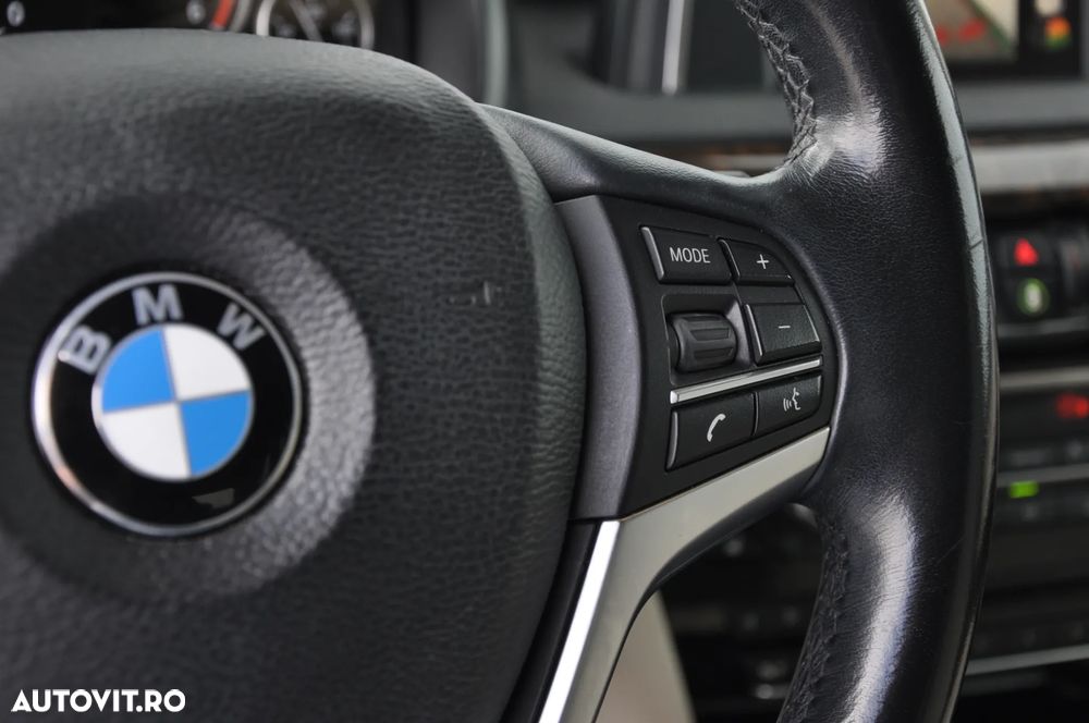 BMW X5 xDrive30d - 17