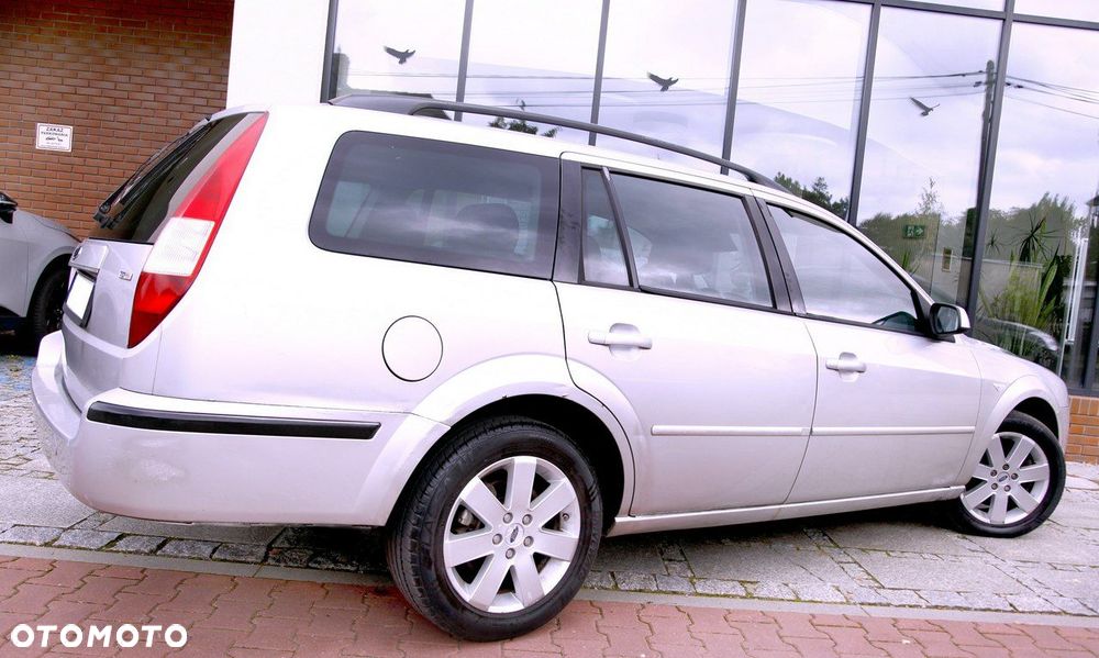 Ford Mondeo 2.0 TDCi Ghia - 20