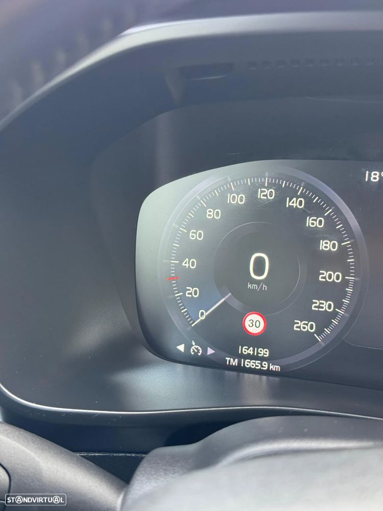 Volvo XC 40 1.5 T4 PHEV Inscription - 12