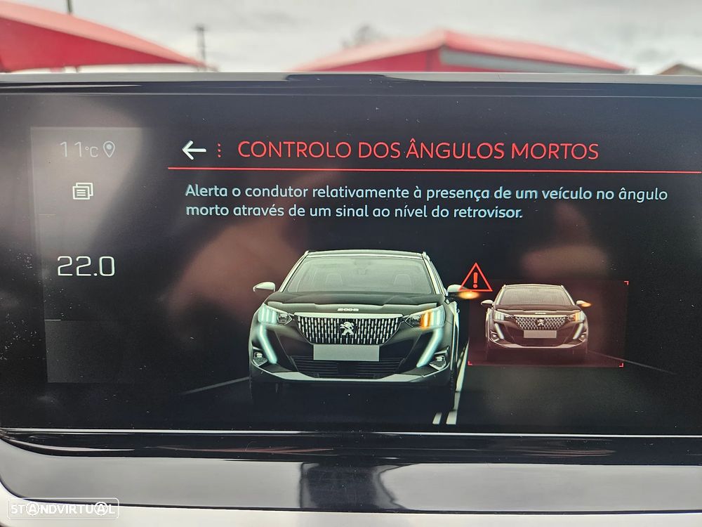 Peugeot 2008 1.2 PureTech GT EAT8 - 47