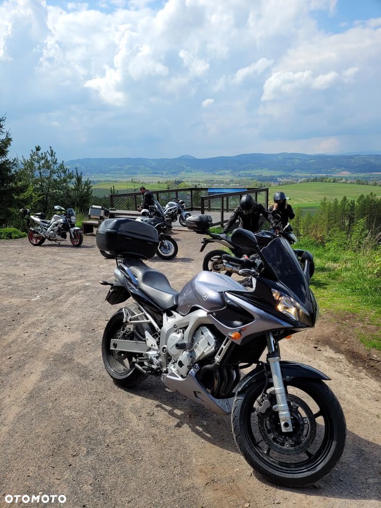 Yamaha FZ6 - 3