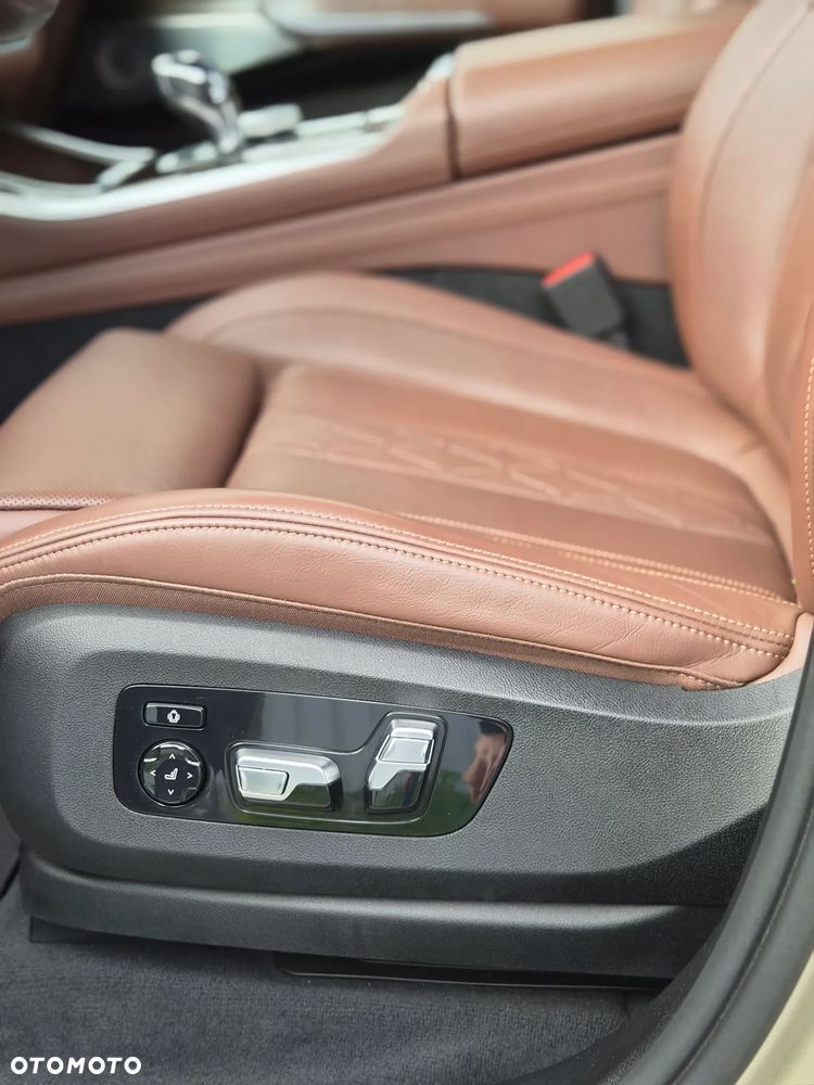 BMW X5 xDrive30d mHEV sport - 9