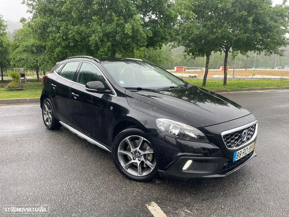 Volvo V40 Cross Country - 17