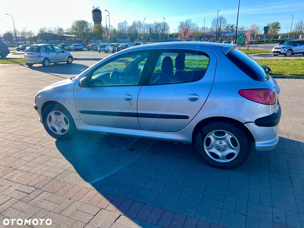 Peugeot 206 - 4