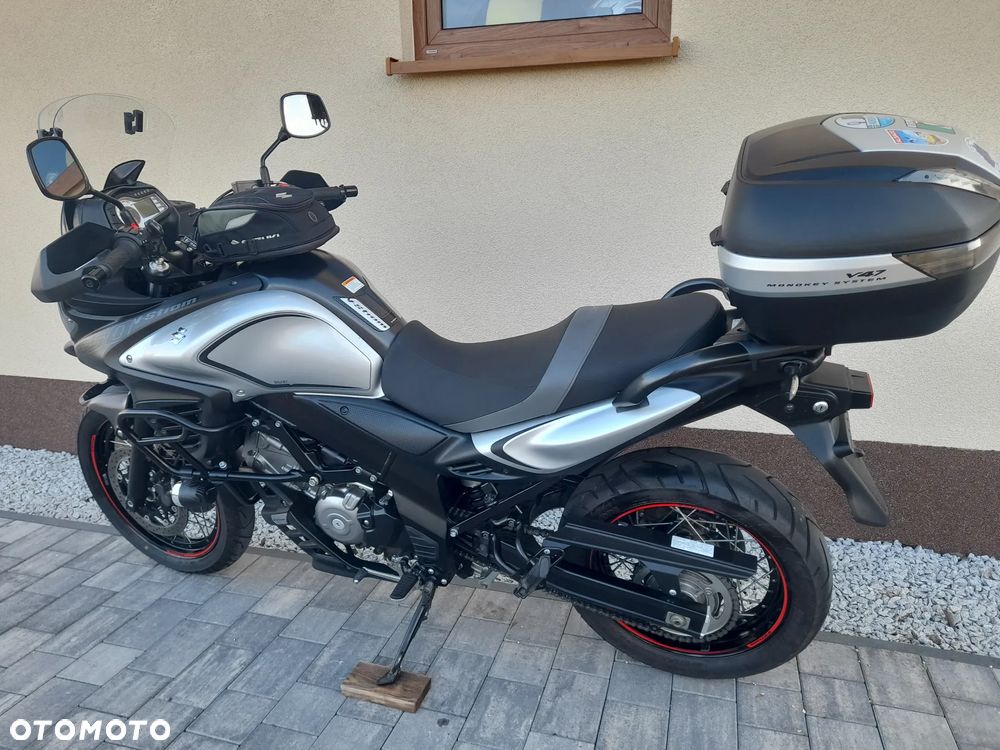 Suzuki V-STROM - 17