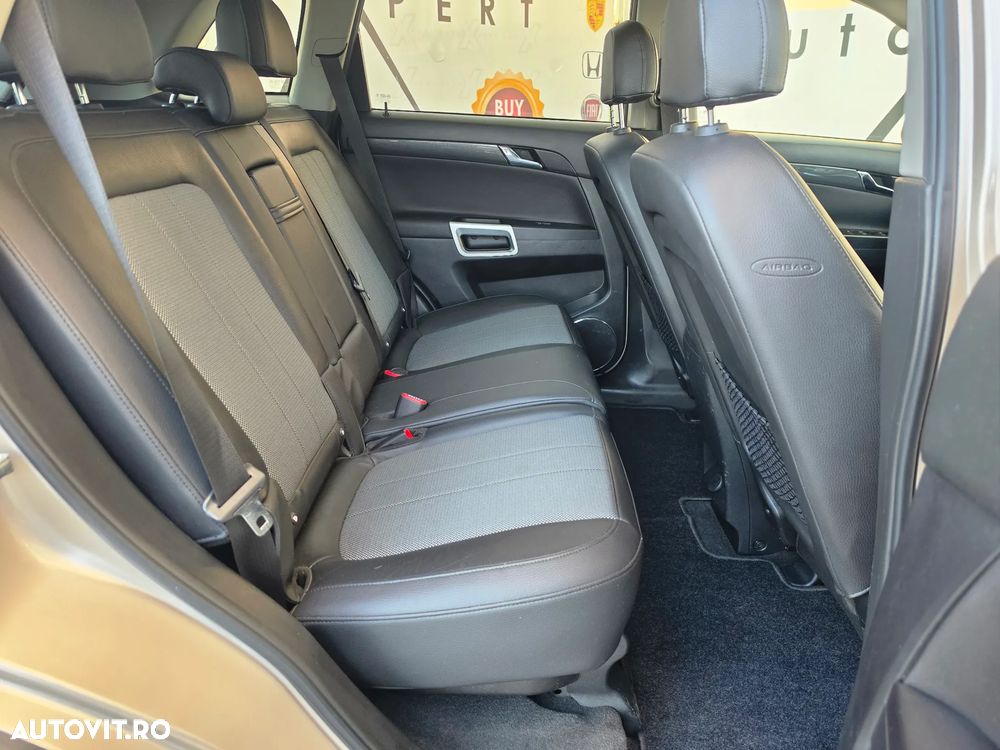 Opel Antara - 11
