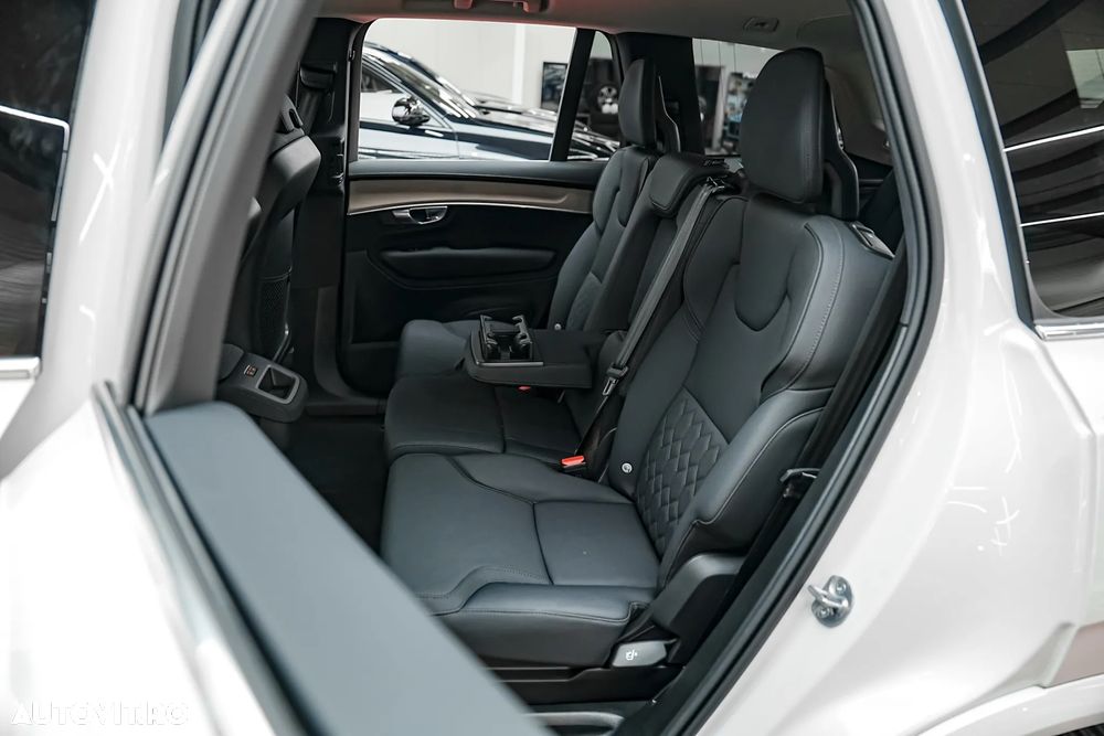 Volvo XC 90 B5 B AWD Plus Bright - 4