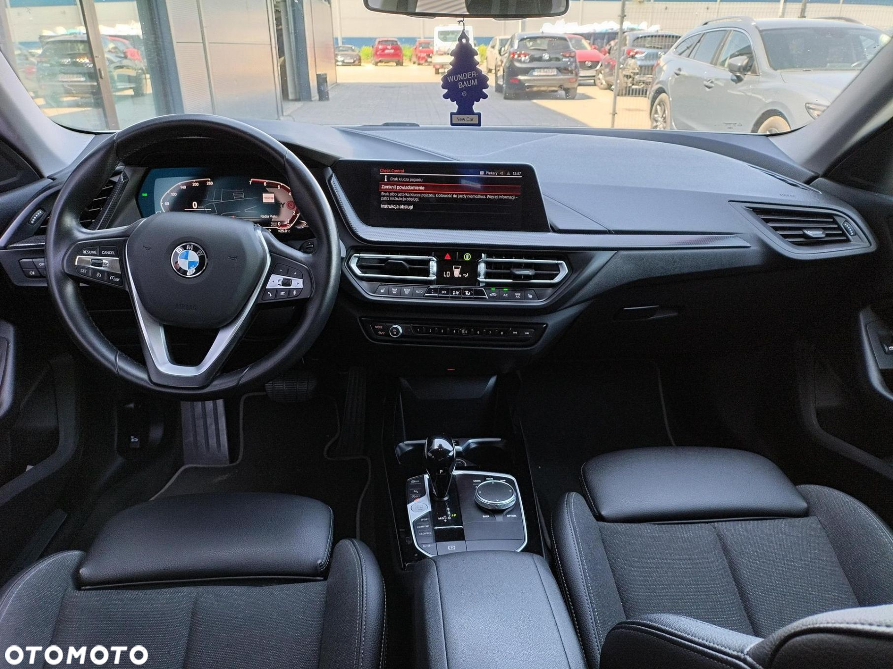 BMW Seria 2 218i - 26