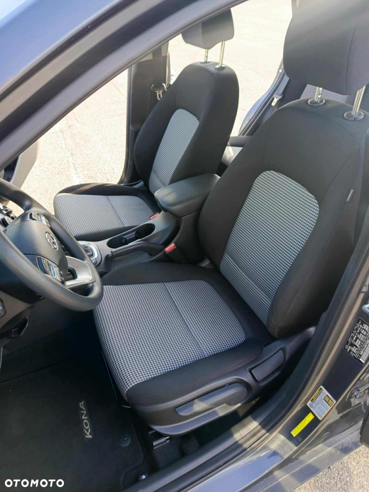 Hyundai Kona - 4