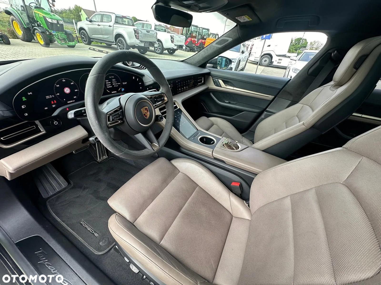 Porsche Taycan - 20