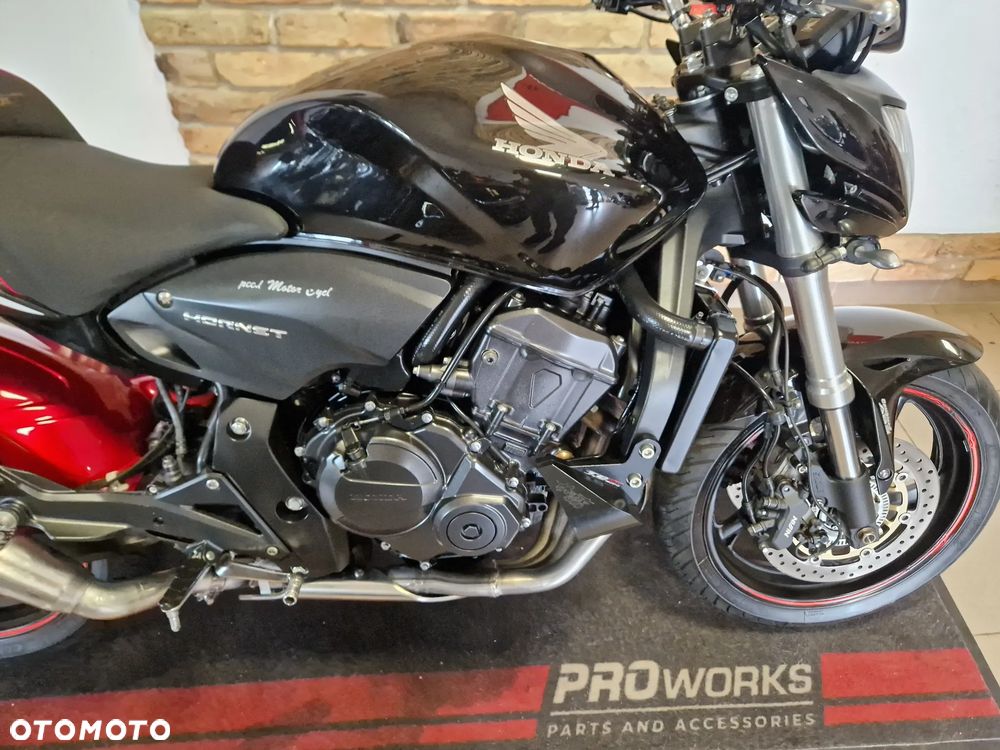 Honda Hornet - 26