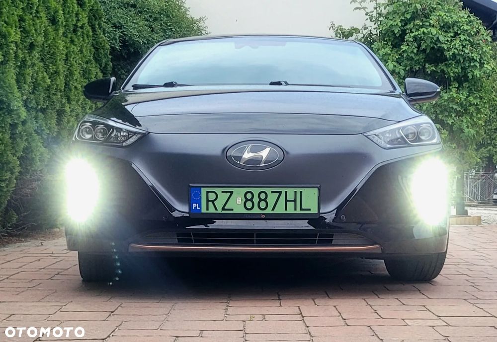 Hyundai IONIQ electric Premium - 10