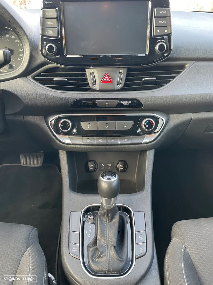 Hyundai i30 SW 1.6 CRDi Style 7DCT - 9