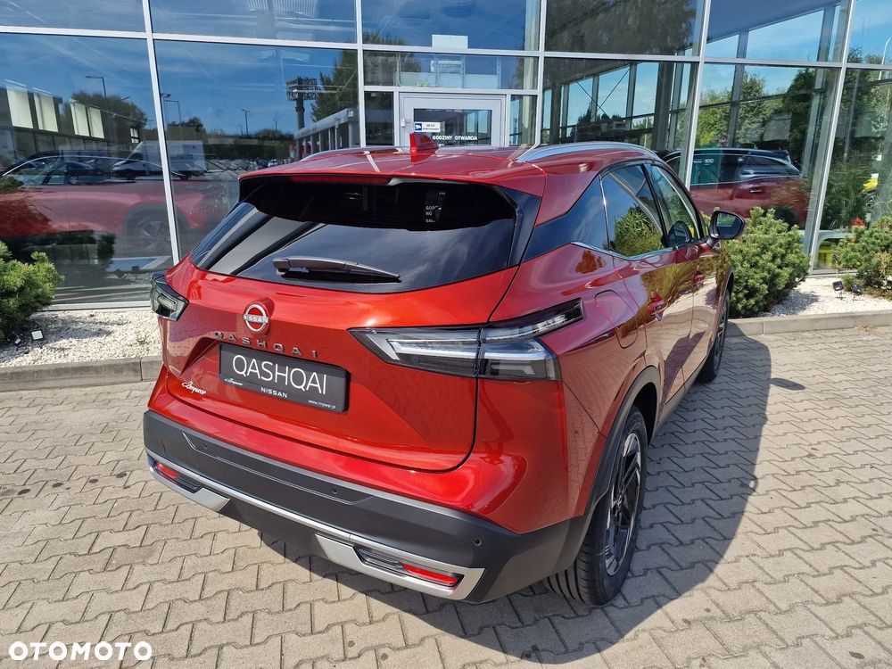 Nissan Qashqai 1.3 DIG-T mHEV N-Connecta Xtronic - 4