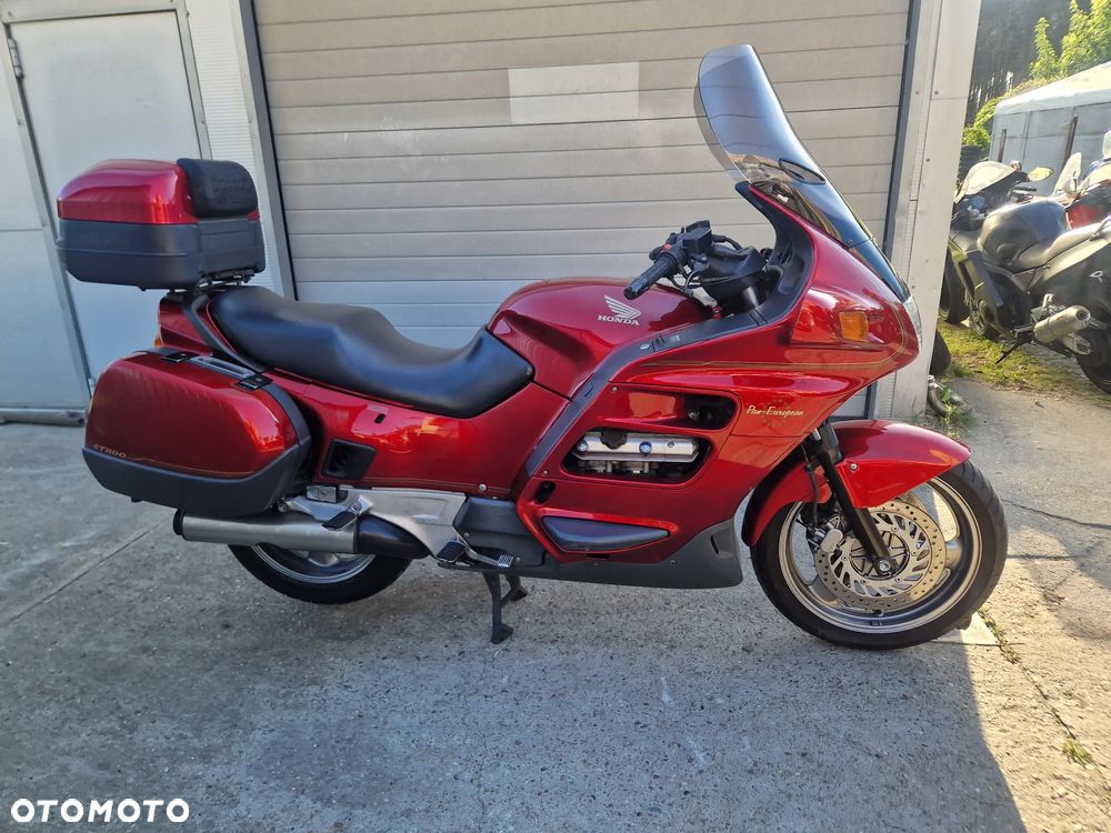 Honda ST - 1