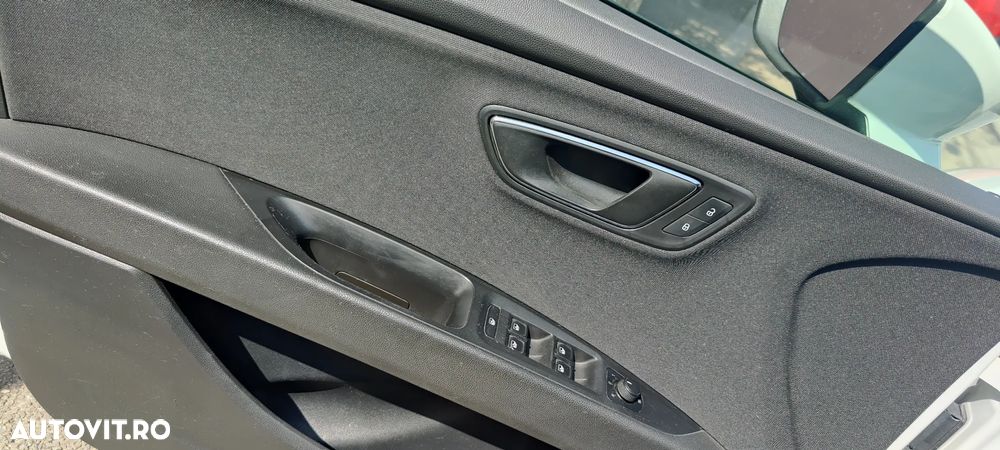 Seat Leon 1.6 TDI ECOMOTIVE Style - 11