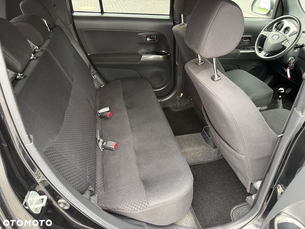 Daihatsu Materia - 26
