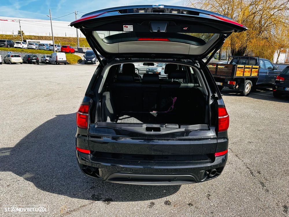 BMW X5 xDrive35d - 14