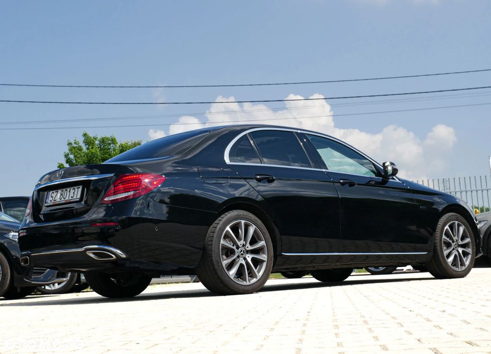 Mercedes-Benz Klasa E 300 9G-TRONIC Avantgarde - 34