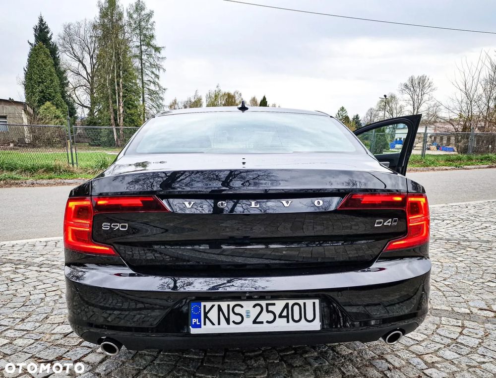 Volvo S90 - 4