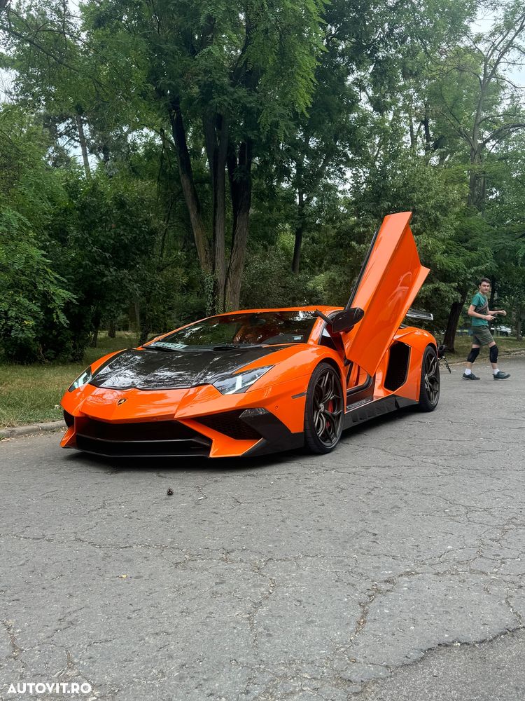 Lamborghini Aventador LP 700-4 - 1
