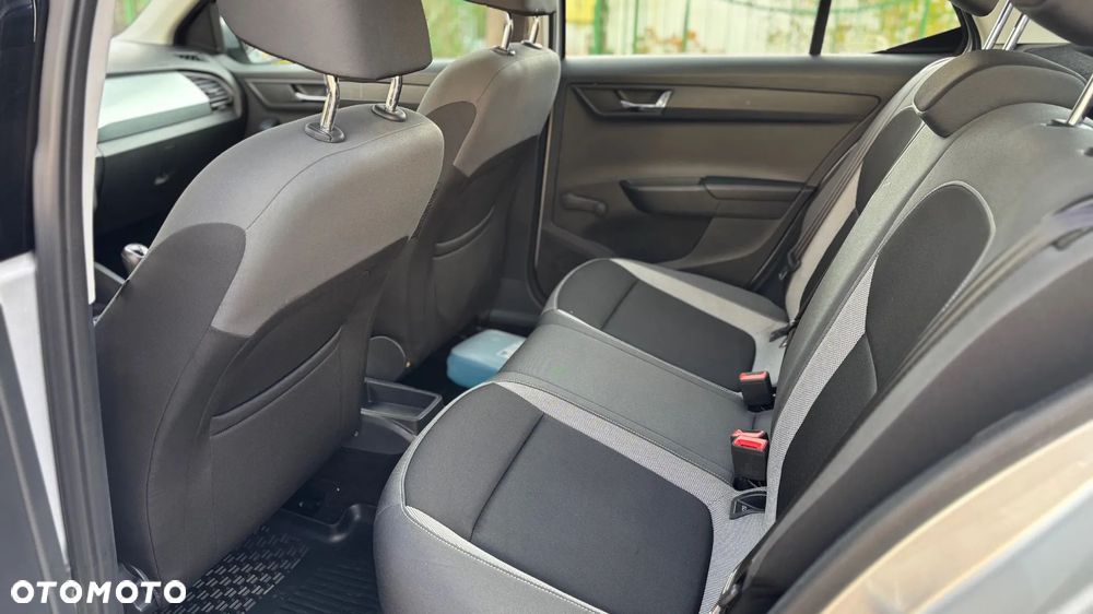 Skoda Fabia 1.2 TSI Active - 7