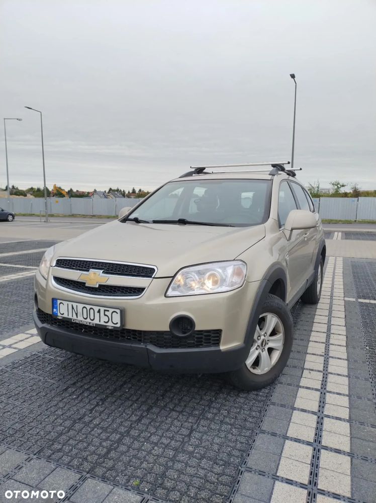 Chevrolet Captiva 2.4 LS 5os - 1