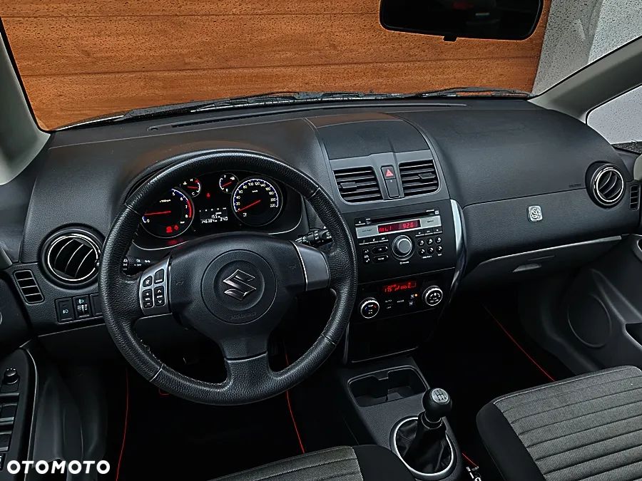 Suzuki SX4 1.6 VVT 4x4 Style - 21