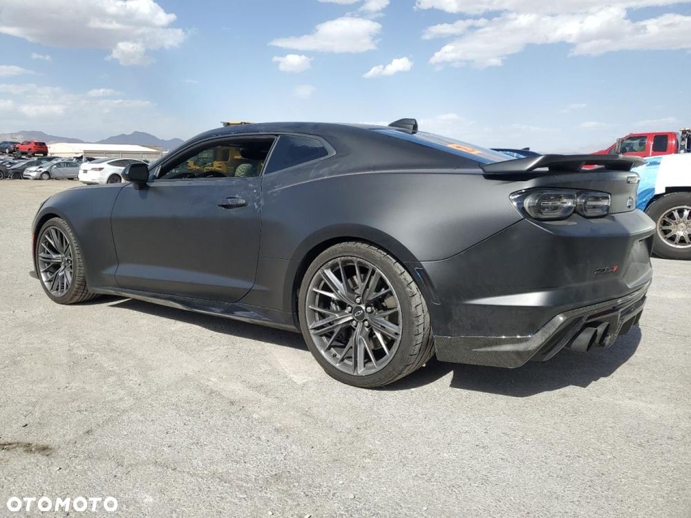 Chevrolet Camaro - 2