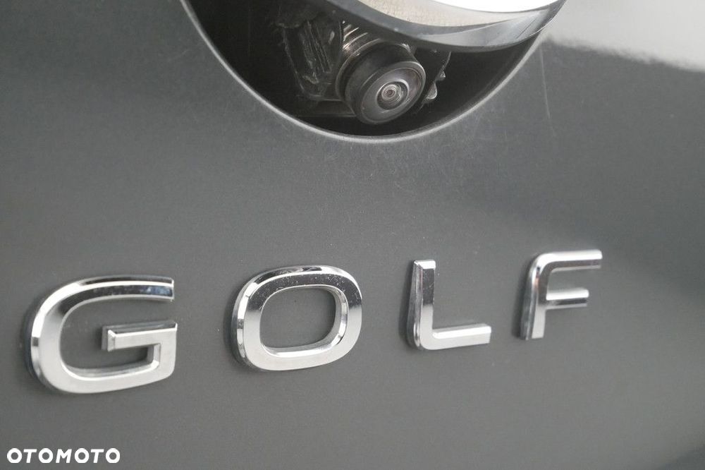 Volkswagen Golf - 17