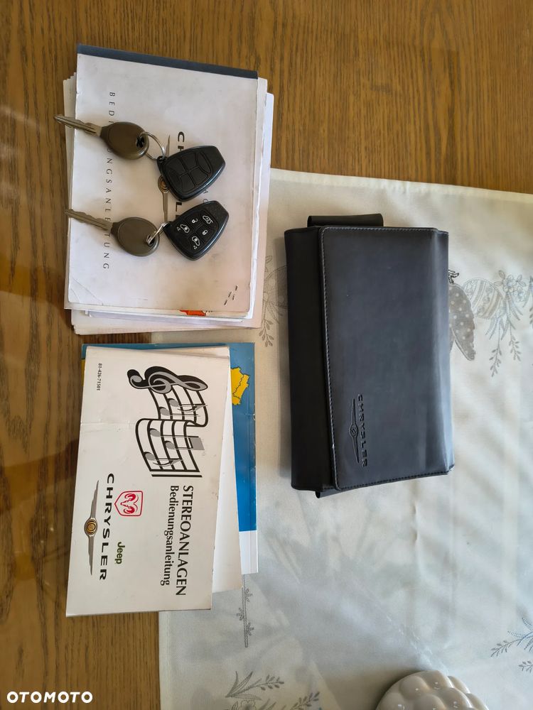 Chrysler Grand Voyager 2.8 CRD Automatik Limited - 16