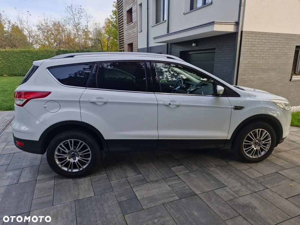 Ford Kuga 2.0 TDCi 4x4 Titanium - 21