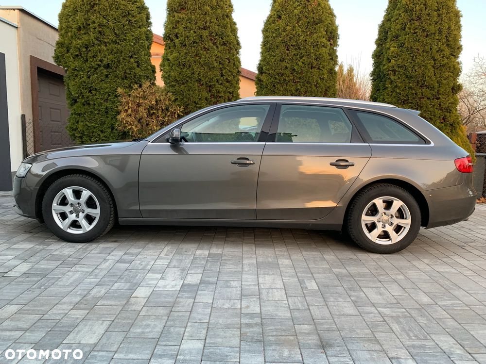 Audi A4 Avant 2.0 TDI DPF clean diesel quattro S tronic Ambition - 6