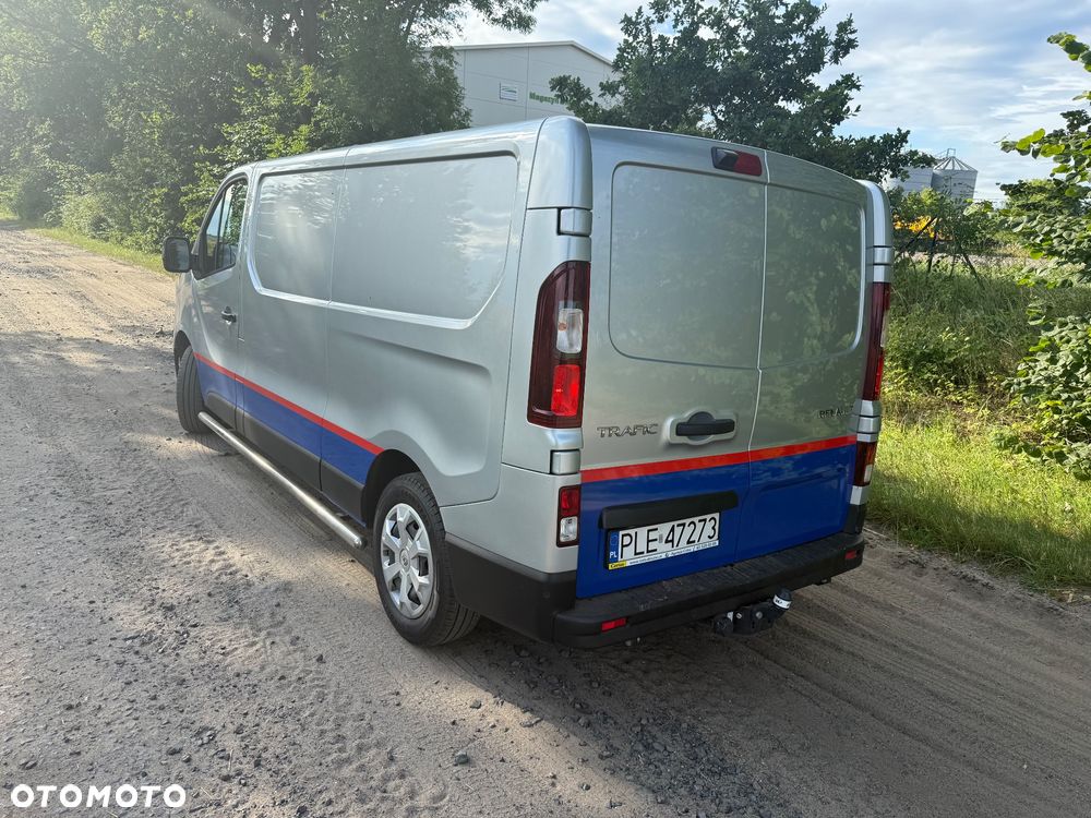 Renault Trafic - 10